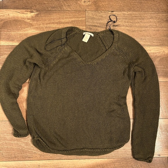 H&M Basic Olive Green Knit Sweater | Women’s XS - Picture 1 of 6